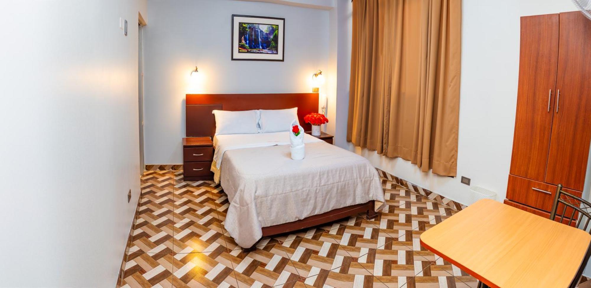Hotel Mayros Satipo Bagian luar foto